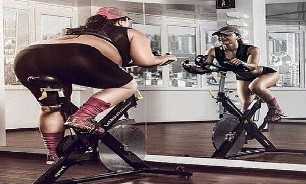 lady on bike motivated to lose weight